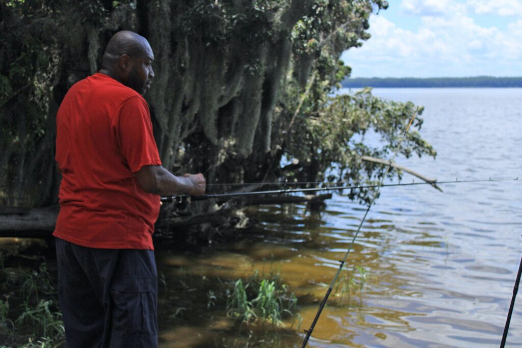 Florida Legislature proposes modification to protect looking and fishing rights